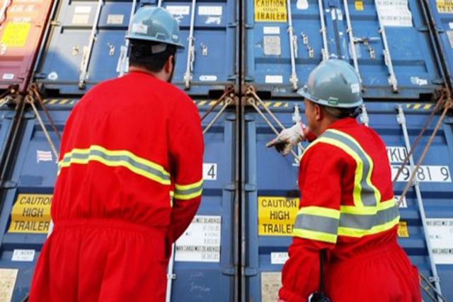 Porto de Santos abre vagas para diversos cargos 