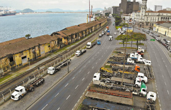 Armazéns aguardam revitalização