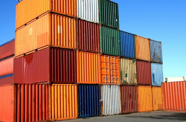 Porto bate recorde em contêineres