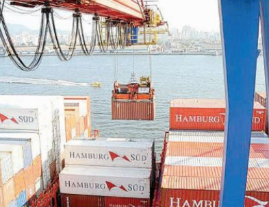 Movimento de cargas mantém recorde no Porto