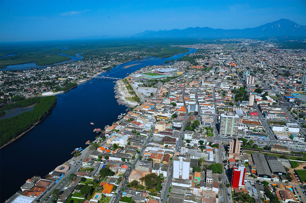 Porto de Paranaguá é maior fonte de receita do Paraná