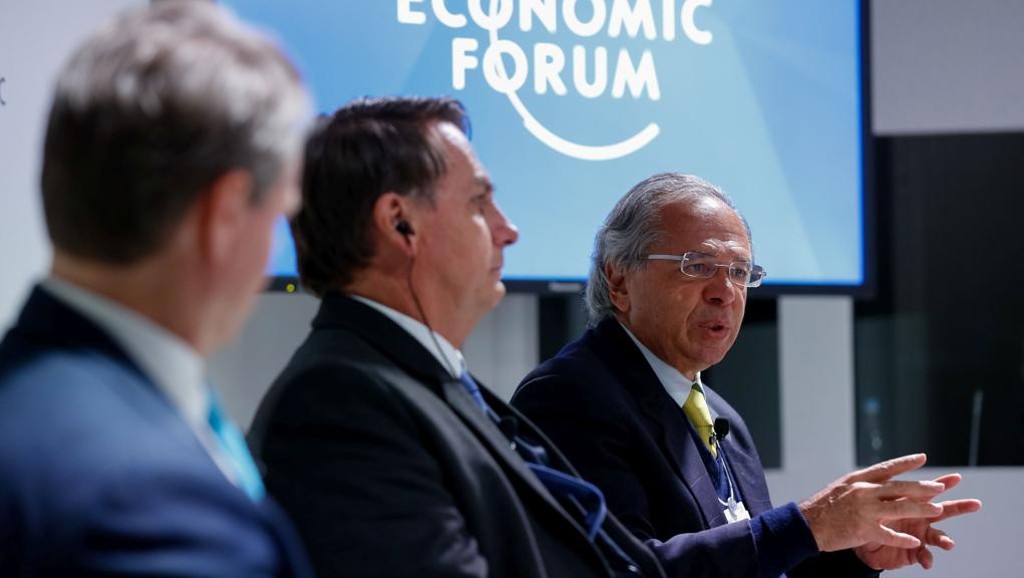 Governo reduzirá para 15% taxação de lucro de empresas