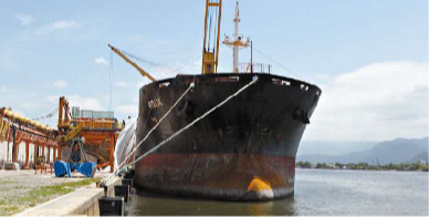 Navio Rook encontra nova mancha