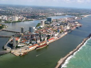 Açúcar vale menos no Porto do Recife