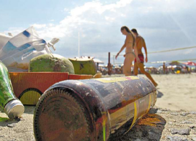 Recicláveis terão lixeiras na faixa de areia