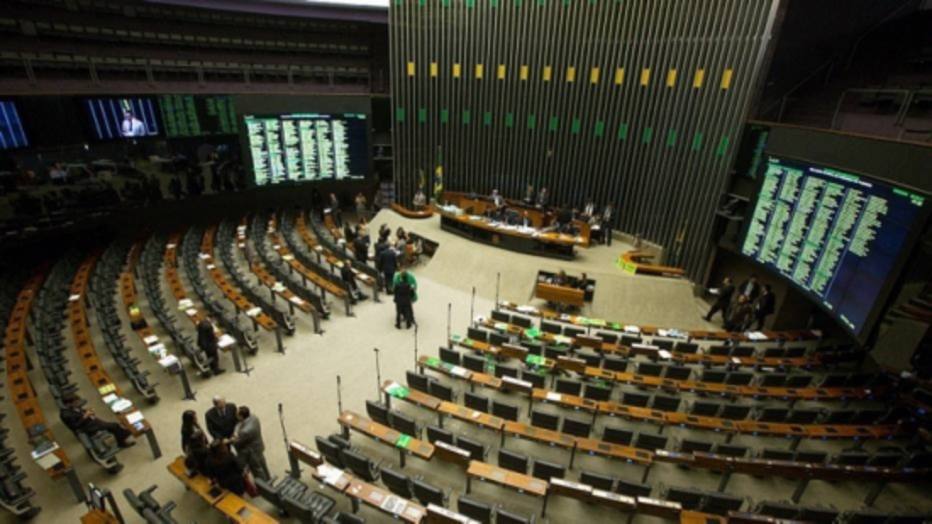 Câmara deve apreciar urgência de projeto que recria subsídio de energia para agronegócio