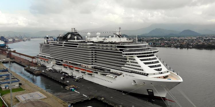 Porto de Santos recebe o navio Prinsendam e mais 8 escalas de cruzeiros nesta semana