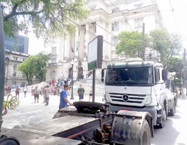 Paulo Alexandre e caminhoneiros se reúnem hoje
