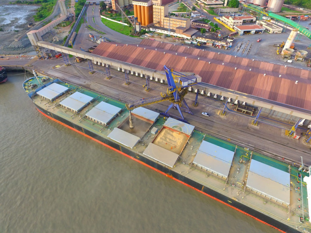 Porto do Itaqui lidera crescimento entre os portos públicos