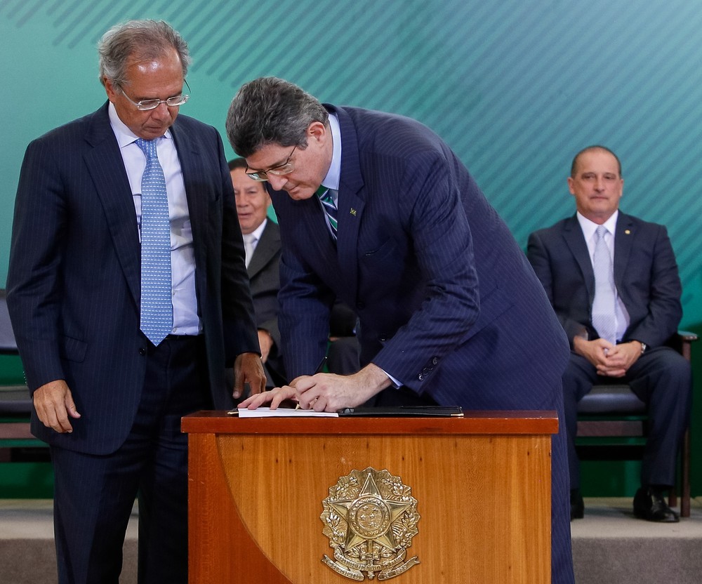 Presidentes do BNDES, Caixa Econômica e Banco do Brasil tomam posse em cerimônia no Planalto
