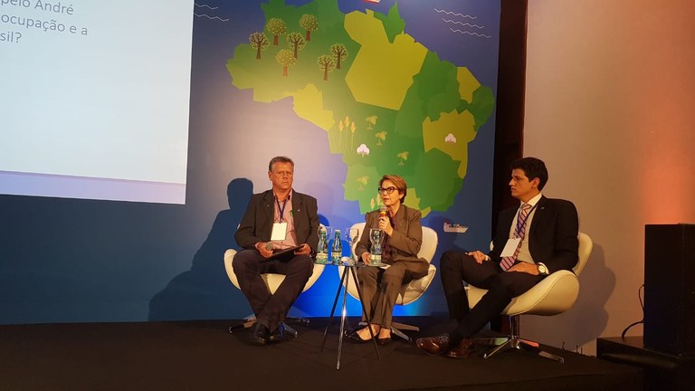 Tereza Cristina diz a exportadores que governo vai melhorar o seguro-rural