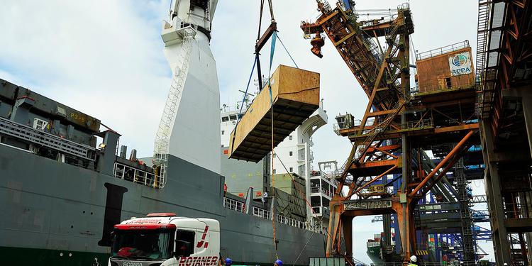 Porto de Paranaguá registra crescimento de 20% nas exportações em janeiro