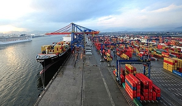 Portos brasileiros movimentaram 1,117 bilhão de toneladas de cargas em 2018, diz Antaq