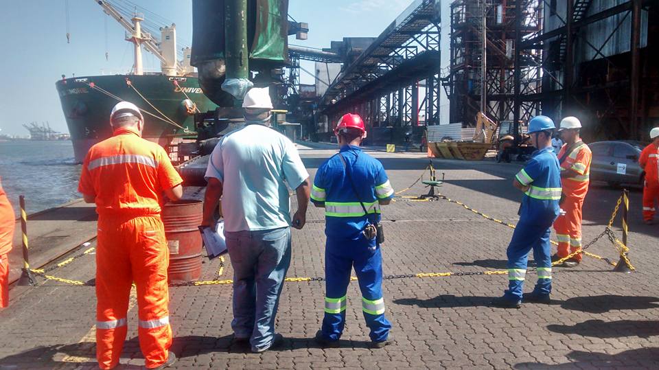 Porto de Santos poderá requisitar livremente trabalhadores a partir de março