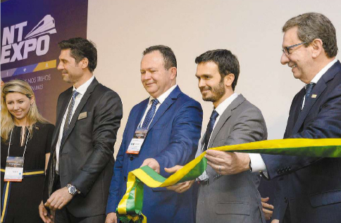 Docas prepara leilão de quatro áreas do Porto