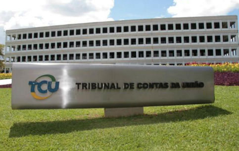 TCU paralisa 1º leilão de rodovias de Bolsonaro