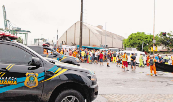 PF investiga denúncias de abusos durante greve dos estivadores
