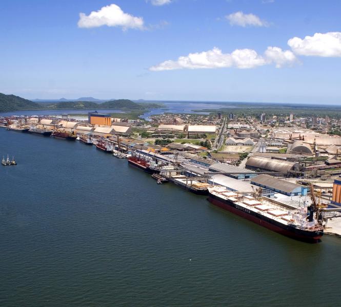 Portos do Paraná querem sediar evento nacional do setor