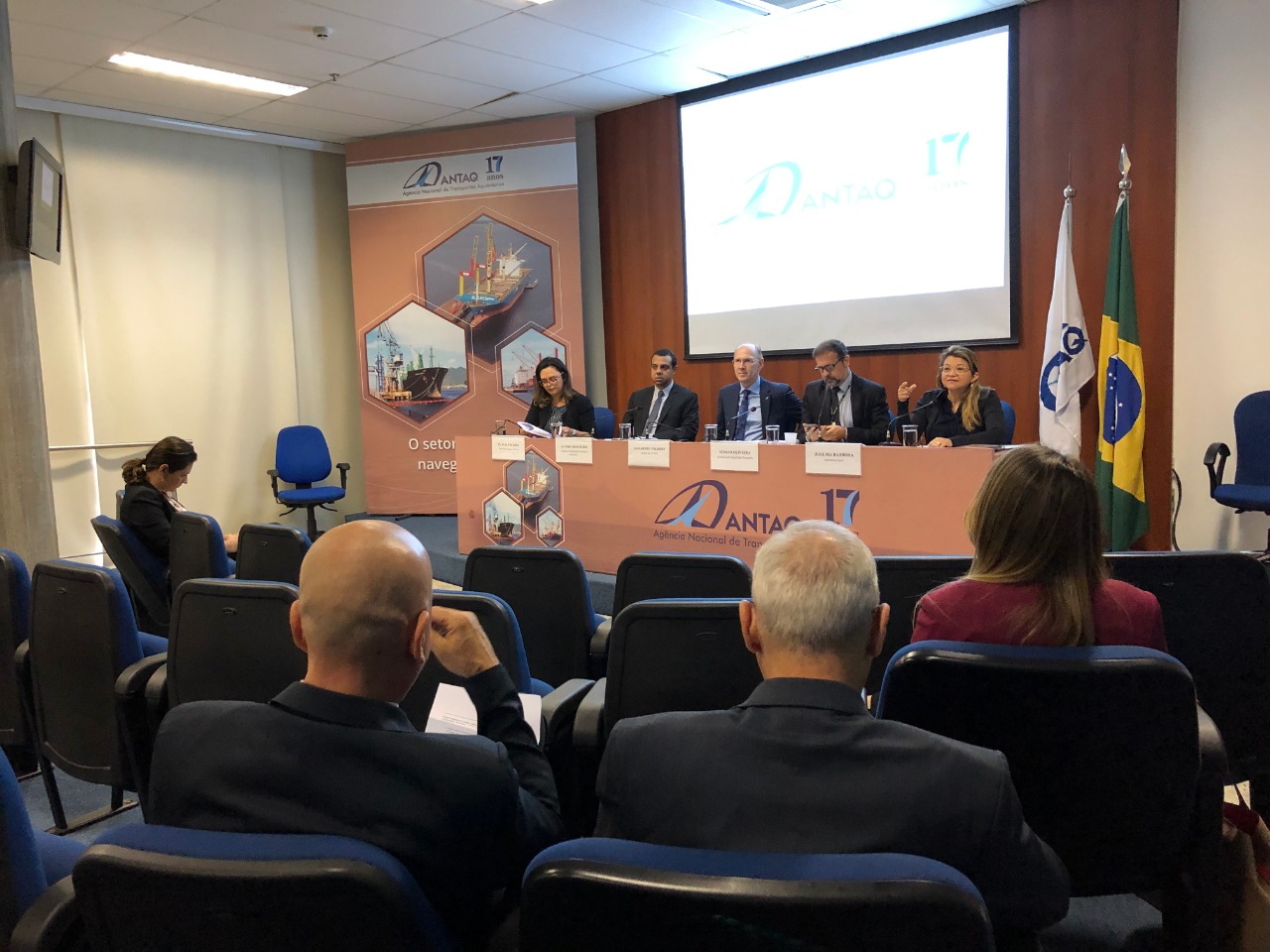 FENOP participa de audiência pública da ANTAQ sobre ocupação de áreas e infraestruturas portuárias nos portos organizados