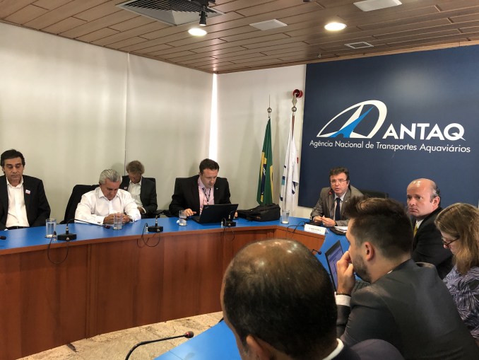 Antaq reúne-se com terminais de Santos sobre acordo do THC-2