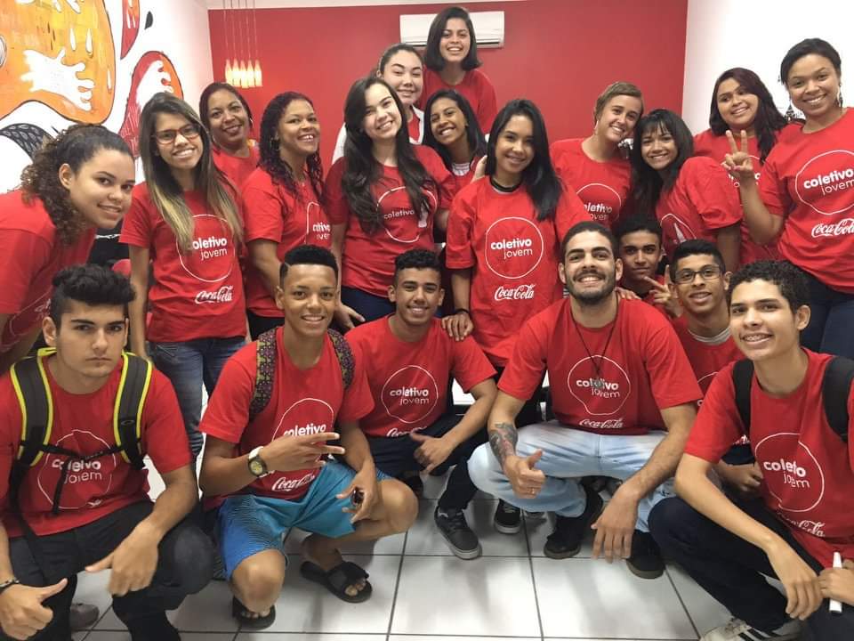 Coletivo Jovem Coca Cola oferece 120 vagas para cursos gratuitos em Guarujá