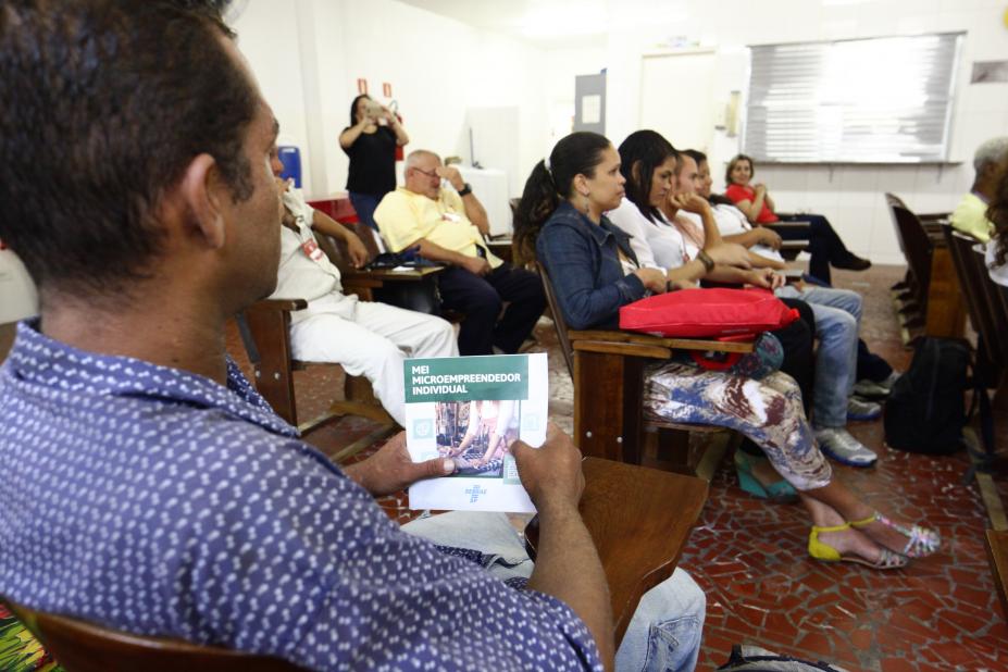 Curso em Santos oferece preparação para ingresso no mercado de trabalho