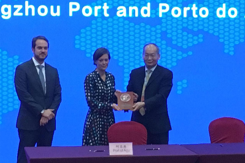 Açu e porto da China firmam cooperação