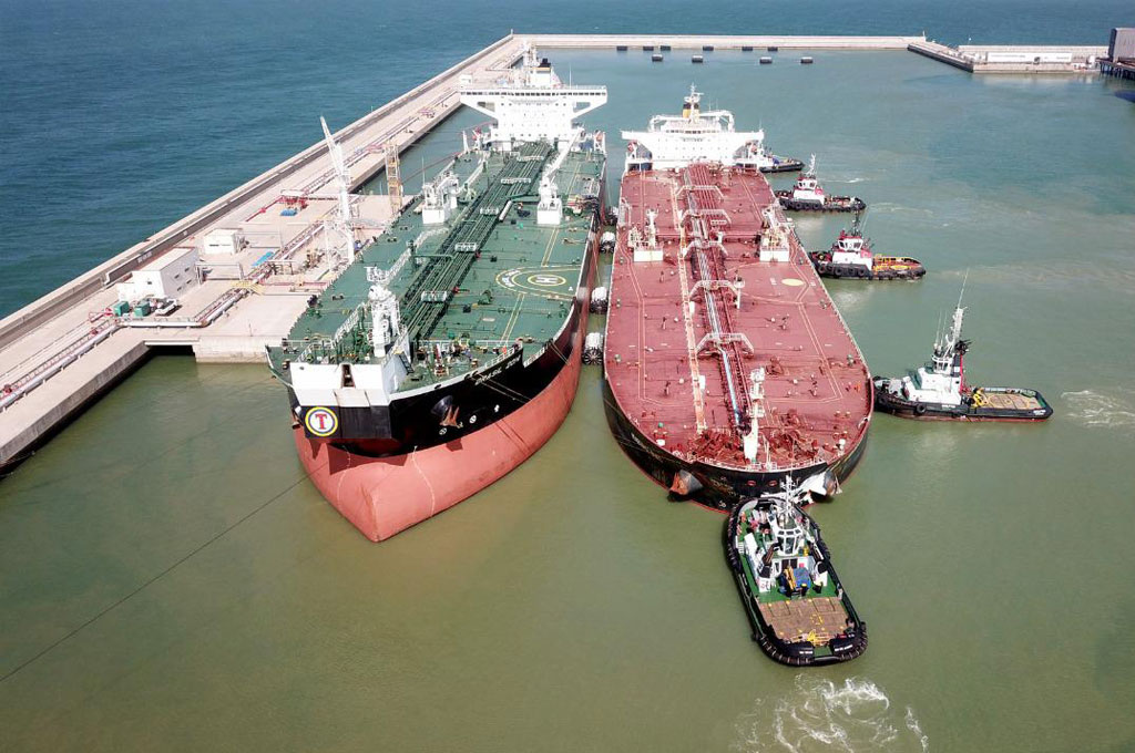 Petrobras realiza 1ª operação de transbordo no terminal da Açu Petróleo