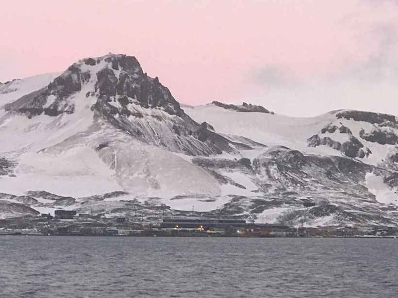Conheça a Estação Comandante Ferraz, localizada na Antártica
