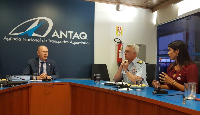 ANTAQ se reúne com representantes da Guarda Costeira dos EUA