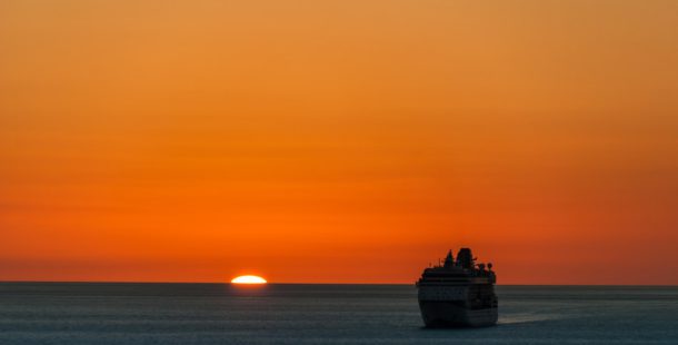 Itália e França a favor de um Mediterrâneo com menos emissões de navios