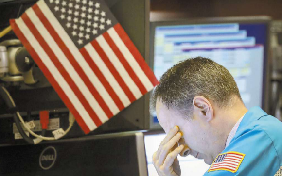 Bolsa despenca sob bombardeio da guerra comercial