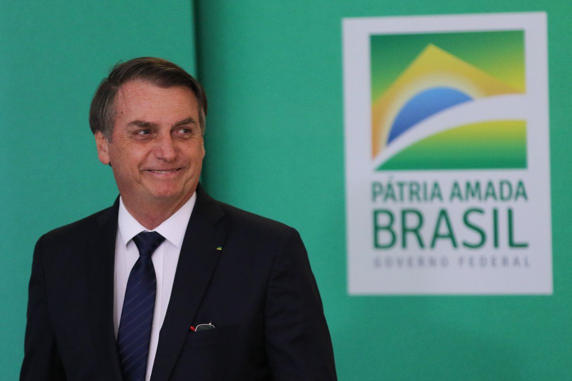 Bolsonaro anula nomeação de Paulo Senise e escolhe novo presidente para Embratur
