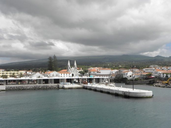 Portos dos Açores S.A. promove aquisição de defensas para os Portos da Madalena e de São Roque do Pico