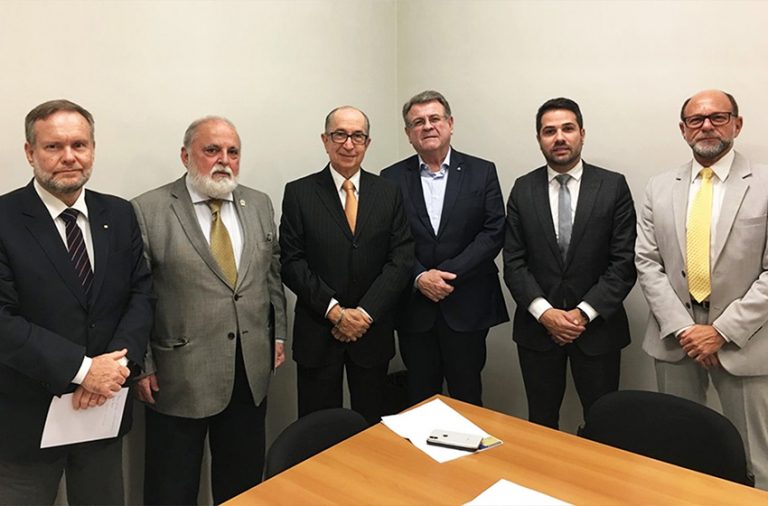 Santos Export recebe elogio da Receita Federal