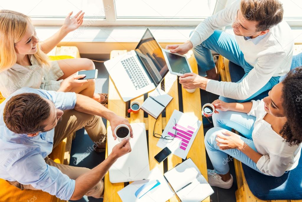 Jovens, gerentes e executivos sonham com as mesmas empresas