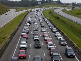Feriado de Corpus Christi deve movimentar 1,9 milhão de veículos nas rodovias estaduais que saem da capital