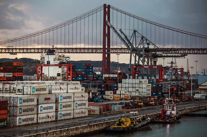 Porto de Lisboa reforça relações com clientes