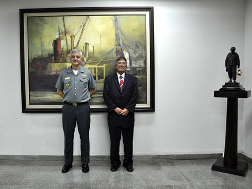 Presidente da Soamar Brasil em Portugal visita a Escola de Guerra Naval