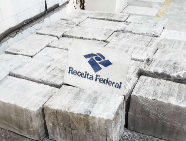 Quase meia tonelada de coca apreendida no Porto de Santos