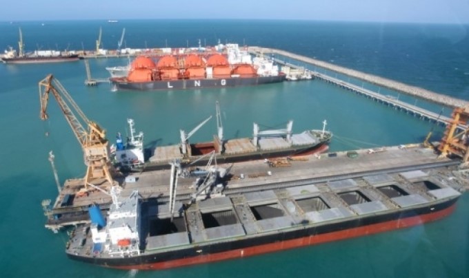Pecém realiza operação inédita e projeta movimentação 10% maior