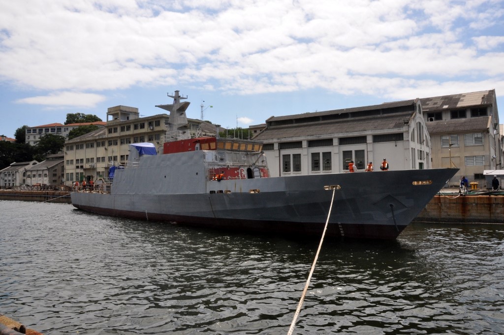 Marinha vai cotar serviços para concluir navios-patrulha no AMRJ