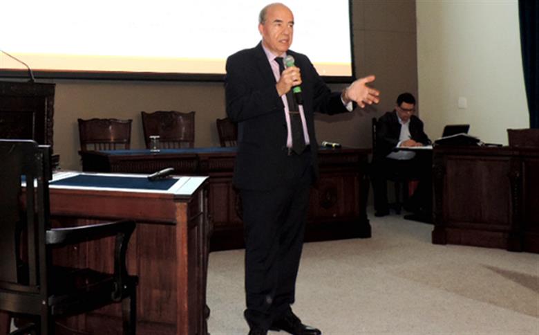 Evasão de cargas no Porto foi tema de workshop na Associação Comercial de Santos