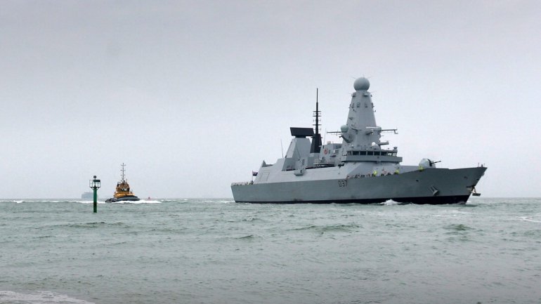 Tensão no estreito de Ormuz. Reino Unido envia segundo navio de guerra britânico para o Golfo