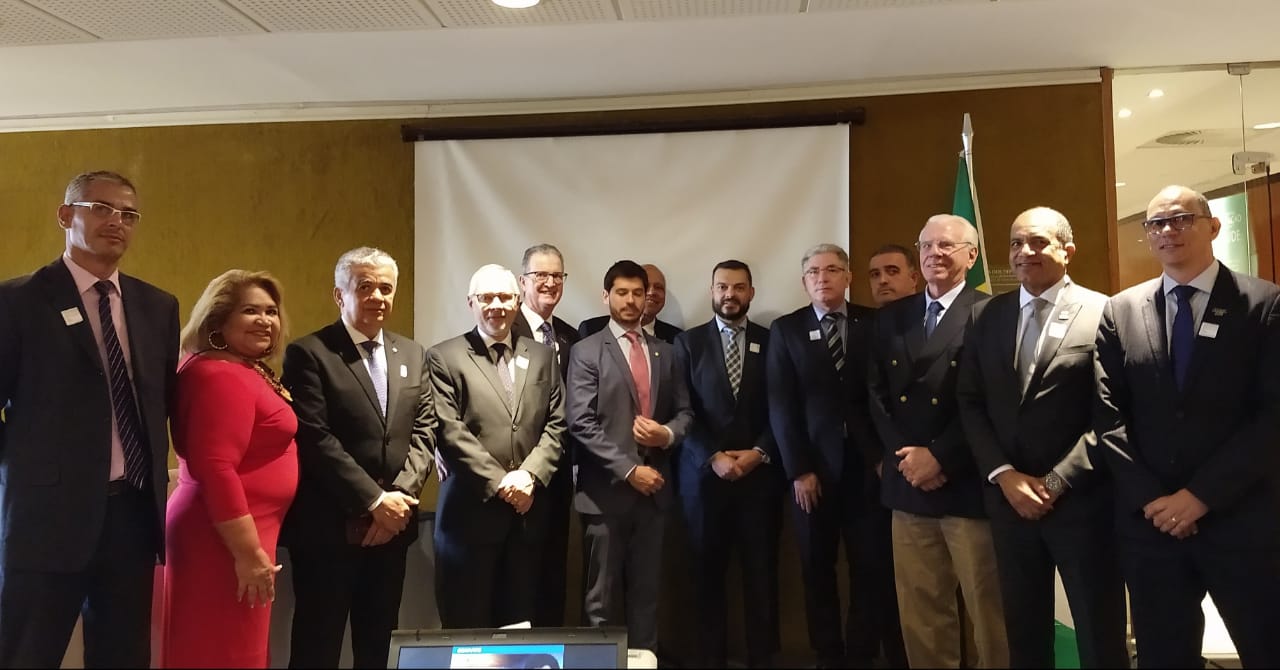 Frente parlamentar para fortalecer o setor portuário no Brasil