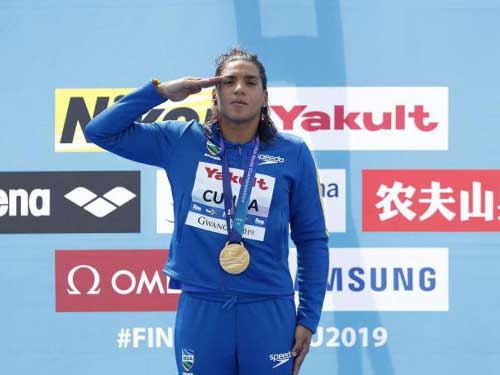 Sargento da Marinha é campeã no Mundial de Maratonas Aquáticas