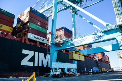 ZIM lança dois novos serviços entre a Ásia e os Estados Unidos com Maersk e MSC