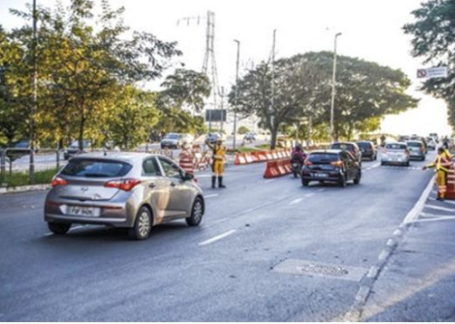 Prefeitura libera caminhões no entorno de ponte e viaduto