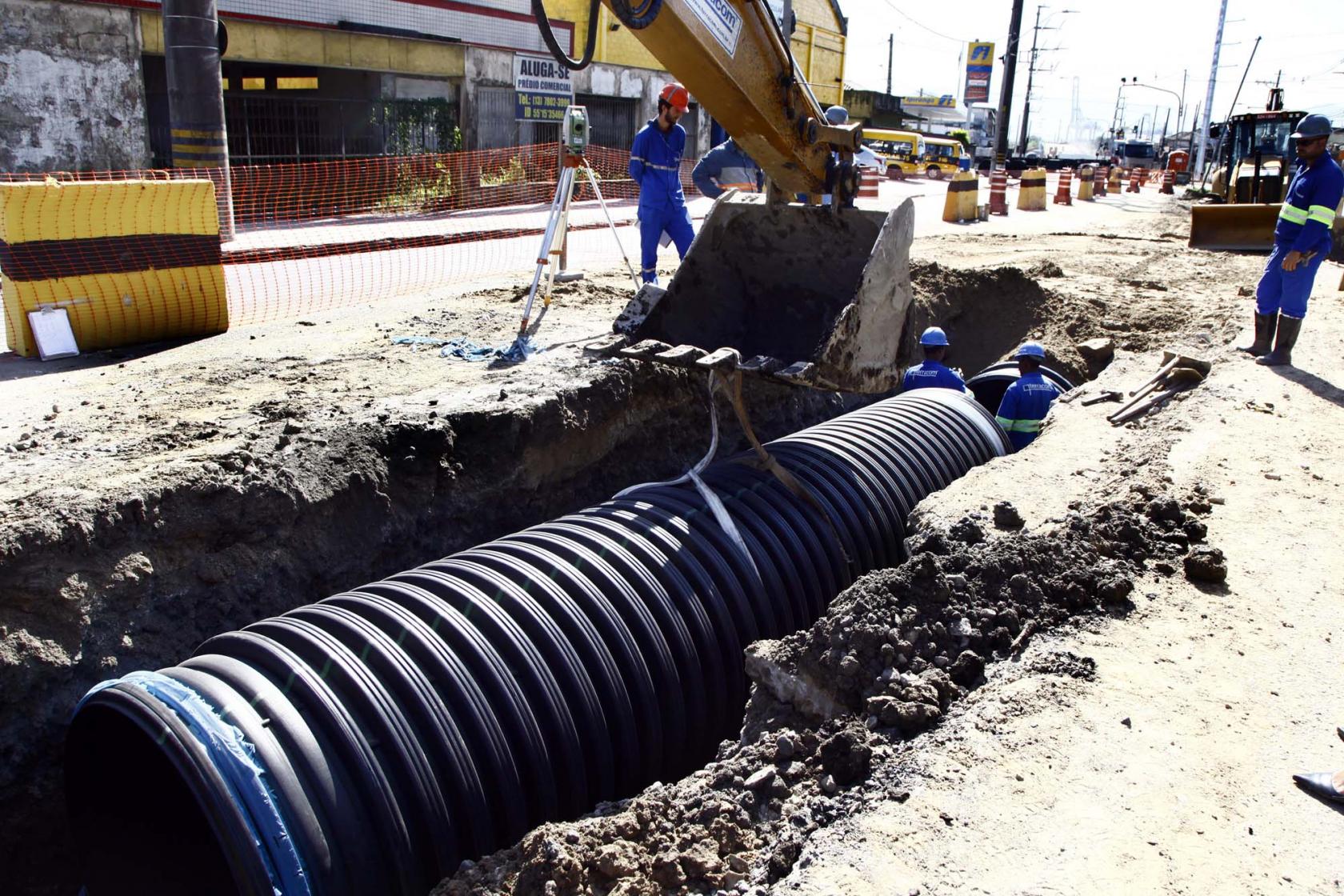 Obras de nova rede de drenagem vão facilitar escoamento de águas na Zona Noroeste de Santos