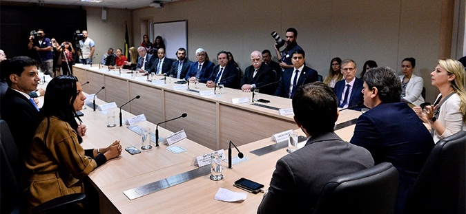 Presidente da ABTP e associados participam de assinatura das portarias que alteram as poligonais de 16 portos organizados
